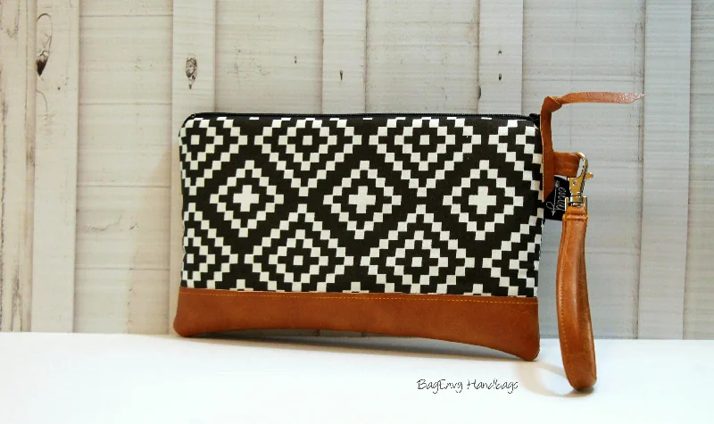 Women's Faux Fur Clutch in White for Winter BallsBlack Aztec Tile with Vegan Leather - Zippered Wristlet Clutch /  Bridesmaid Gift- Accessory Make Up Bag -