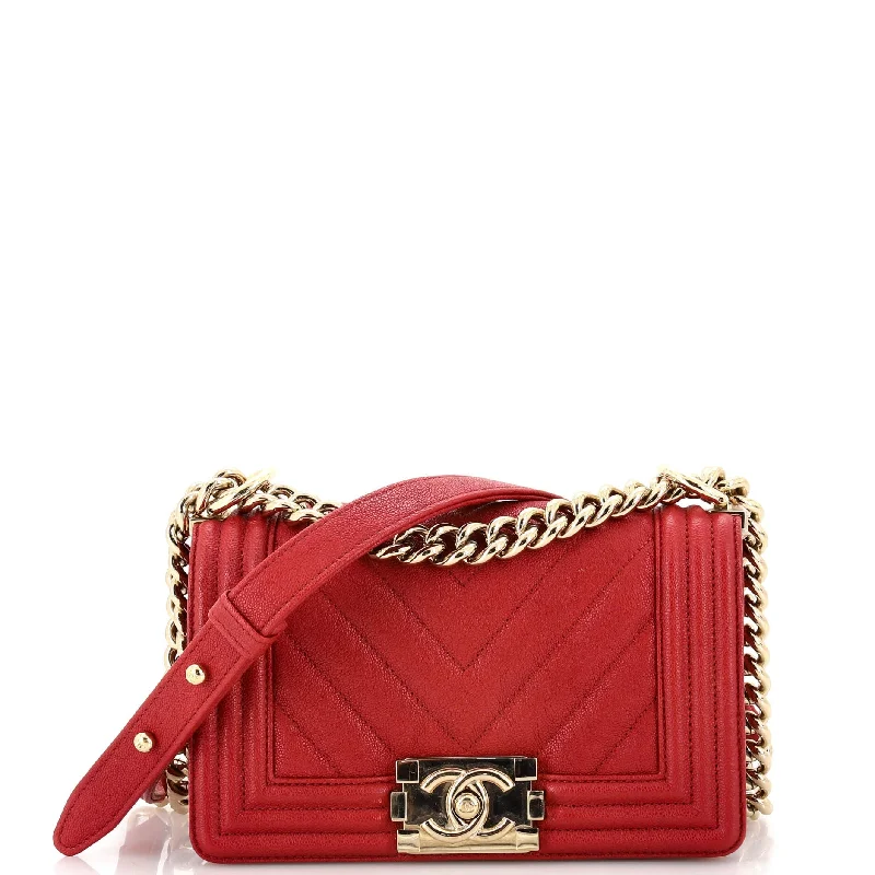 Women's Crossbody Bag with Magnetic Closure in White for Quick AccessBoy Flap Bag Chevron Caviar Small