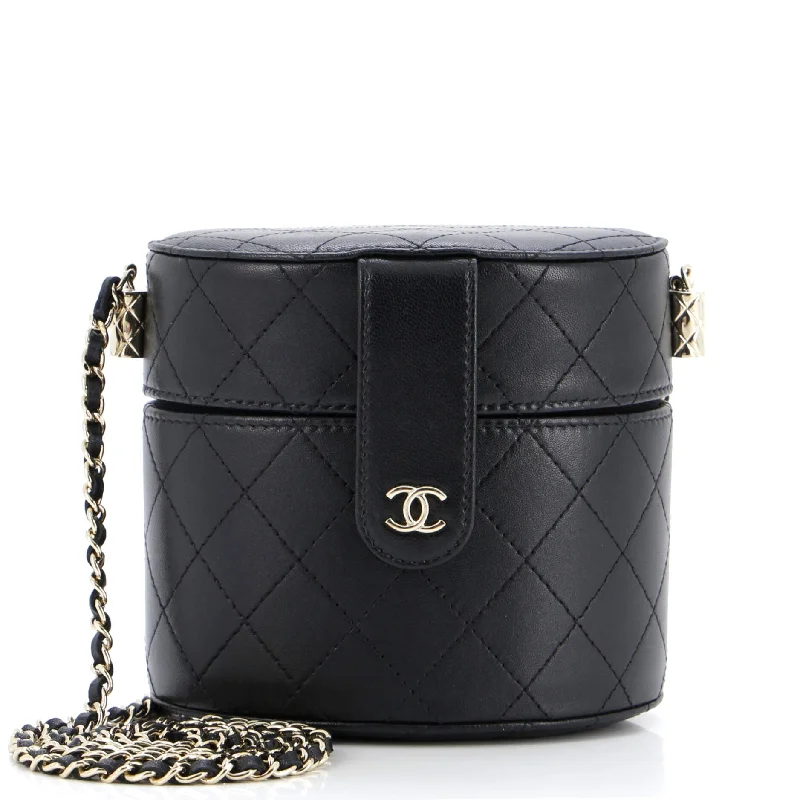 Waterproof Nylon Crossbody Bag in Navy Blue for Outdoor Hiking TripsCC Allure Vanity Case with Chain Quilted Lambskin Small Waterproof Nylon Crossbody Bag in Navy Blue for Outdoor Hiking TripsCC Allure Vanity Case with Chain Quilted Lambskin Small