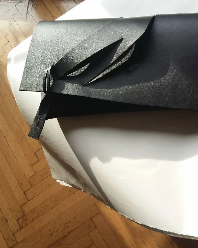 smooth black