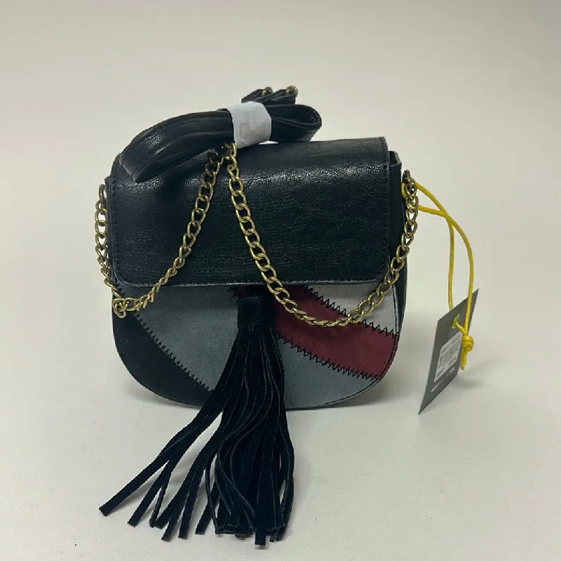 Metallic Crossbody Bag in Silver for New Year's Eve and Special CelebrationsH160401-1 Tassel Crossbody Bag
