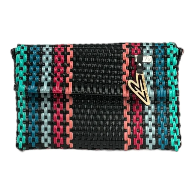 Snake - Skin Effect Clutch in Green for Exotic PartiesMaria Victoria | Blaze DI | Upcycled, Handwoven, Clutch Snake - Skin Effect Clutch in Green for Exotic PartiesMaria Victoria | Blaze DI | Upcycled, Handwoven, Clutch