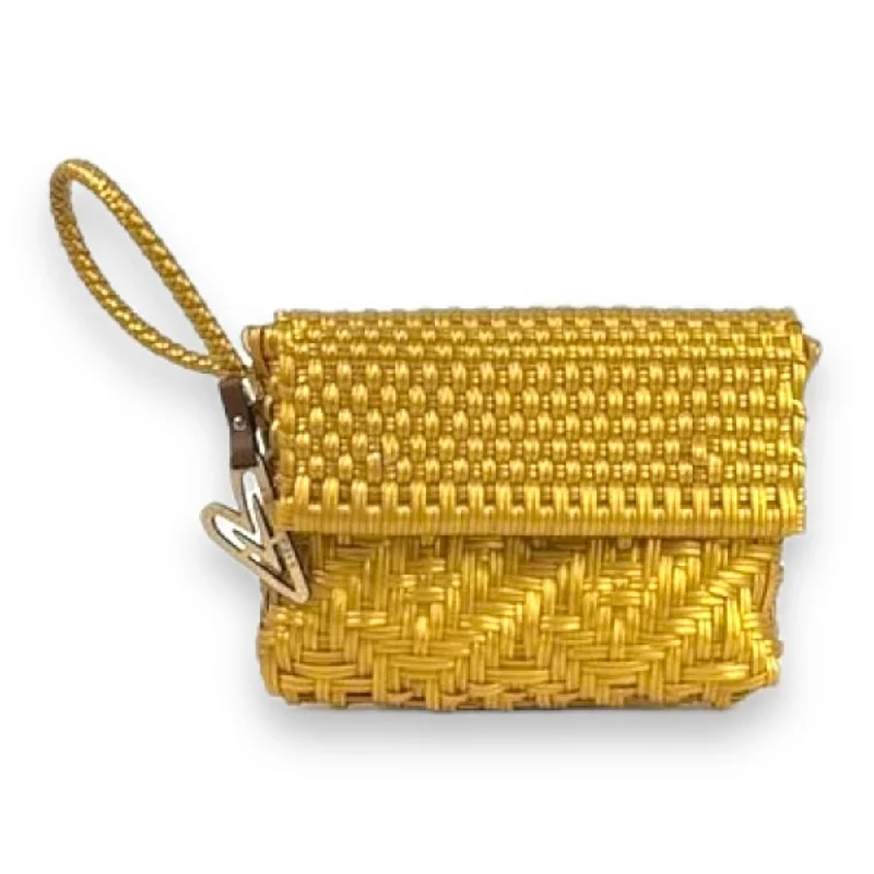Leather Clutch with Chain Strap in Black for Cocktail PartiesMaria Victoria | Glow MGD CA | Upcycled, Handwoven, Wristlet Leather Clutch with Chain Strap in Black for Cocktail PartiesMaria Victoria | Glow MGD CA | Upcycled, Handwoven, Wristlet