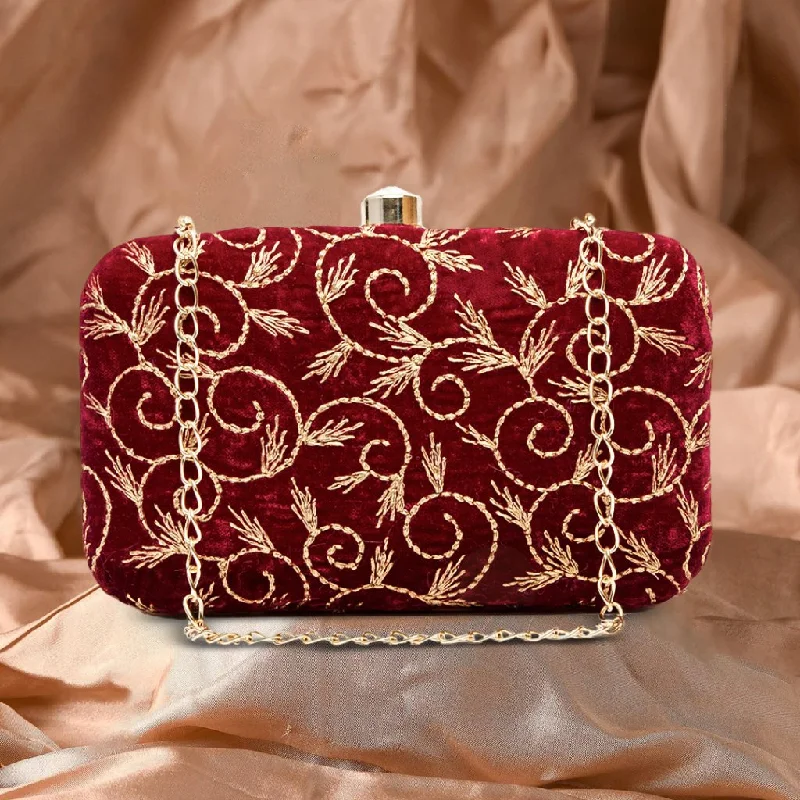 Bejeweled Clutch in Purple for Opera PerformancesElora Velvet Clutch