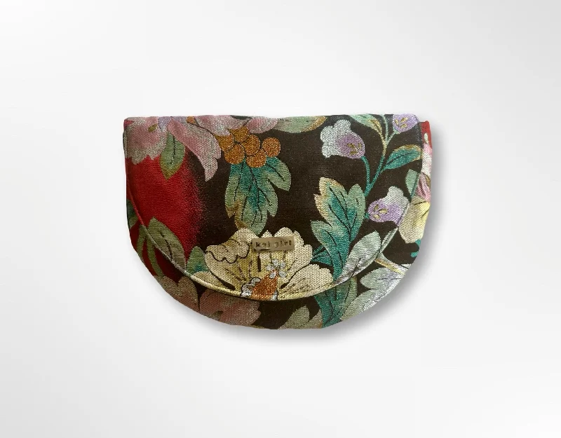 Snake - Skin Effect Clutch in Green for Exotic PartiesMetallic Floral Round Clutch