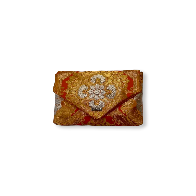 Lace - Trimmed Satin Clutch in Ivory for Garden WeddingsSalmon Pink Geometric Floral Clutch