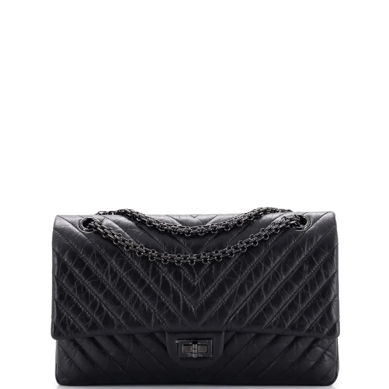 Women's Crossbody Bag with RFID - Blocking Pocket in Black for Safe TravelSo Black Reissue 2.55 Flap Bag Chevron Aged Calfskin 226