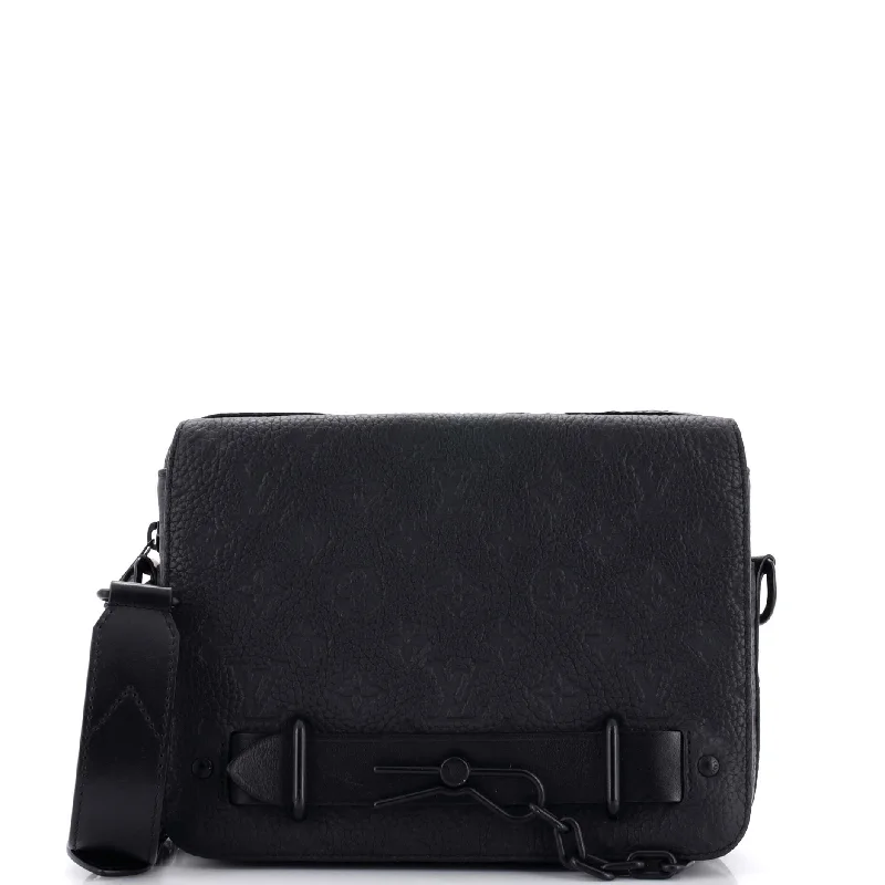 Waterproof Nylon Crossbody Bag in Navy Blue for Outdoor Hiking TripsSteamer Messenger Bag Monogram Taurillon Leather