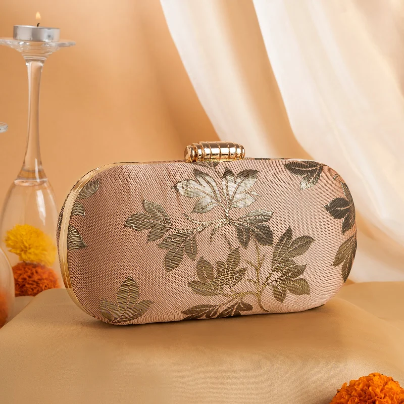 Snake - Skin Effect Clutch in Green for Exotic PartiesTeejh Priyanka Leaf Rose Pink Clutch