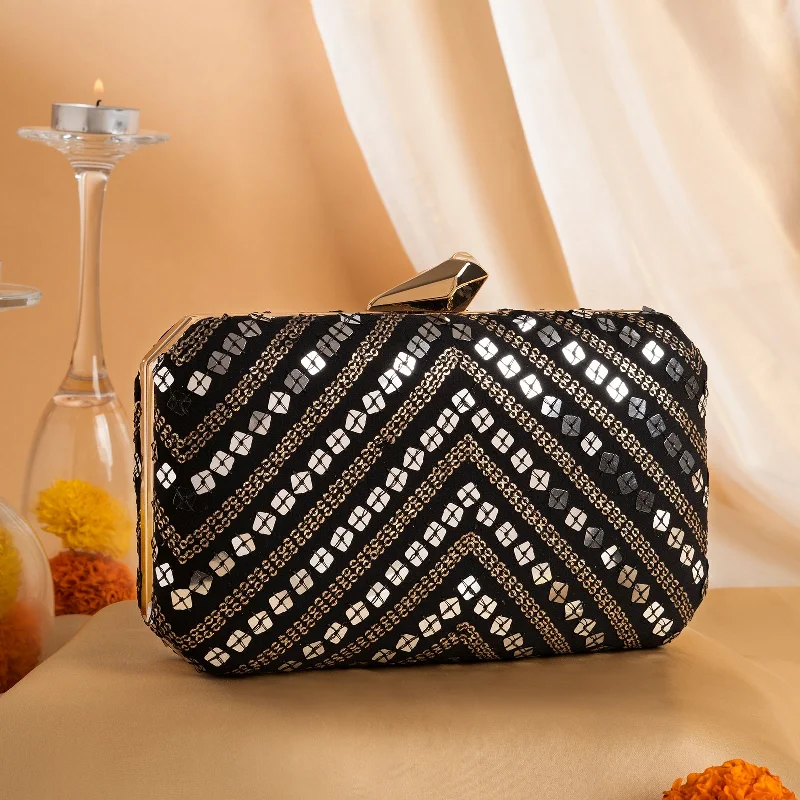Quilted Leather Evening Bag in Gray for Sophisticated EventsTeejh Shonali Black Sequin Clutch