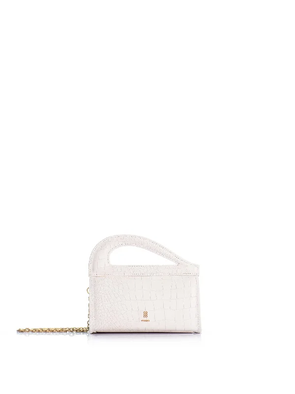 Women's Faux Fur Clutch in White for Winter BallsThe Petite Saline